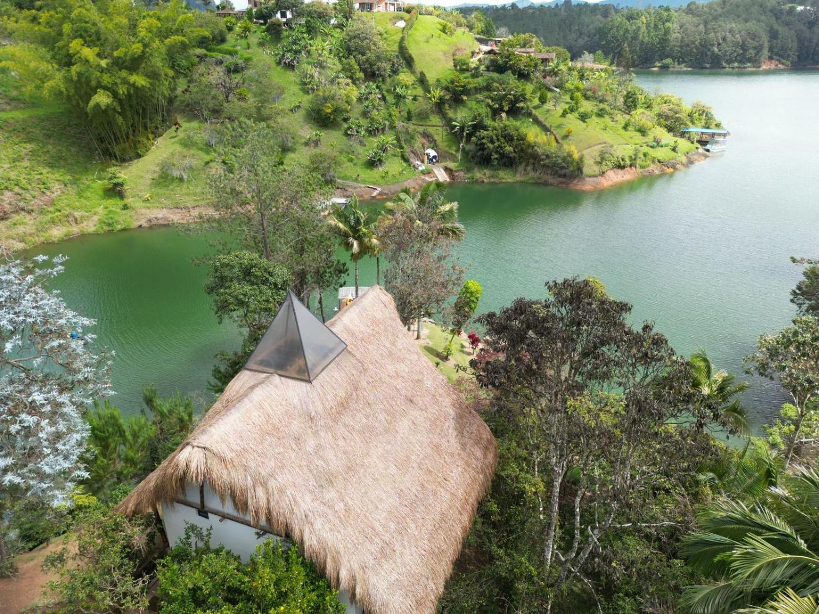 Ibuku Hotel Guatape - Chalets Exteriér fotografie